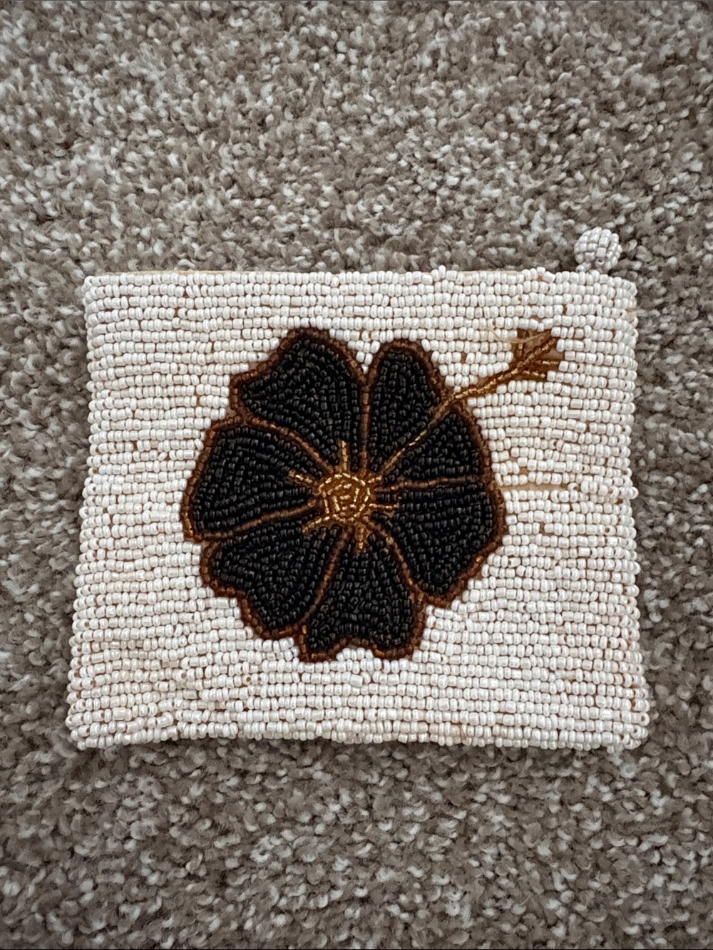 Beaded Floral coin purse in Cream and Black